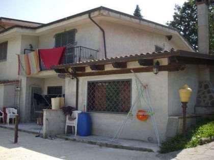 Villa in residenziale in Via delle Bosseta 14