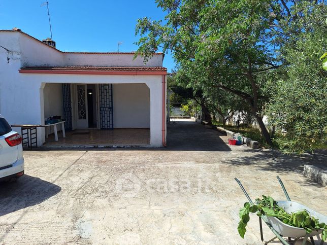 Villetta a schiera in residenziale in Via Chidro di Specchiarica