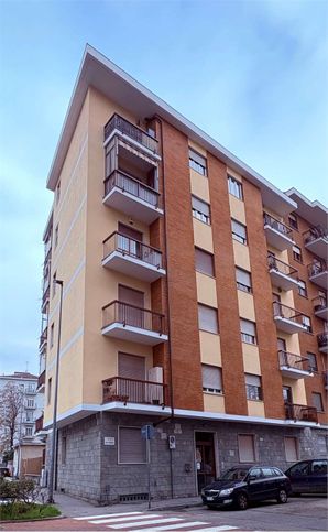 Appartamento in residenziale in Via Volturno 1