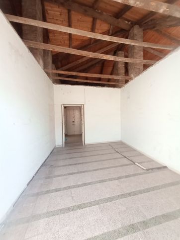 Appartamento in residenziale in Via Ferdinando Lavanga