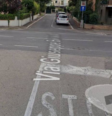 Box/posto auto in residenziale in Via Giuseppe Bovini
