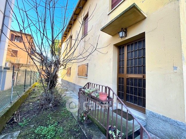 Villa in residenziale in 