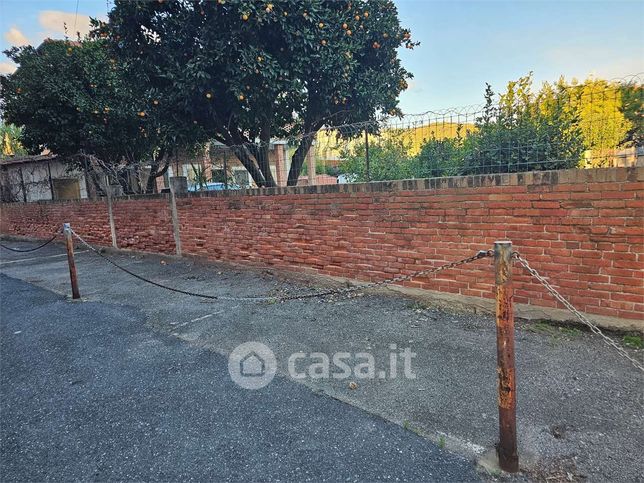 Box/posto auto in residenziale in Via Aurelia 70