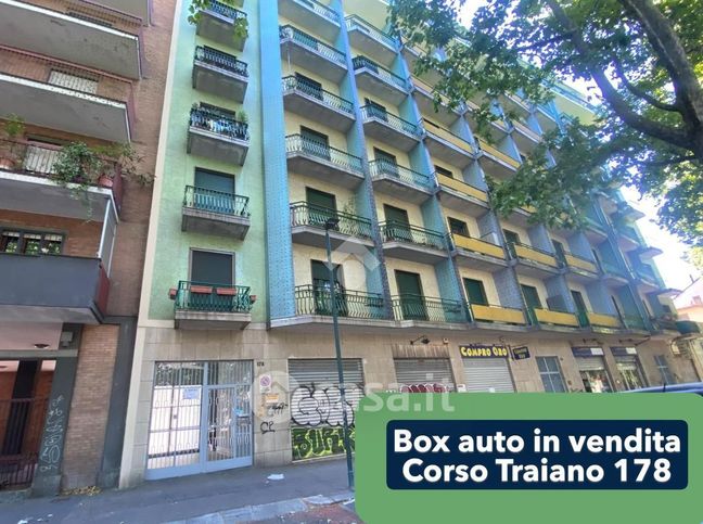 Box/posto auto in residenziale in Corso Traiano 178