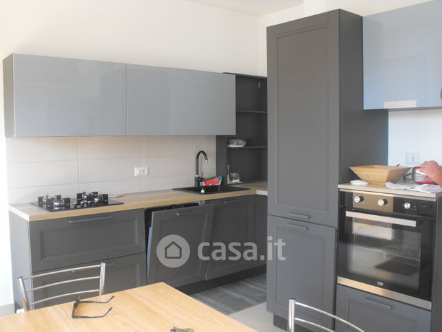 Appartamento in residenziale in Viale Antonio Cardarelli 6