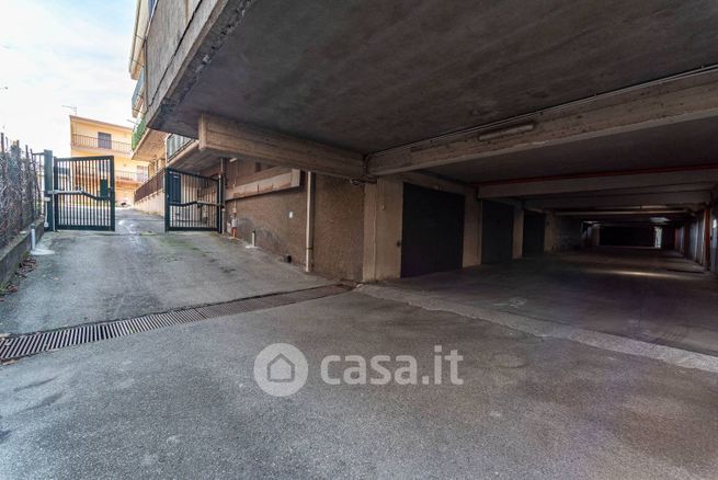 Box/posto auto in residenziale in Via Spiaggia