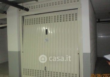 Box/posto auto in residenziale in Via Is Maglias 131