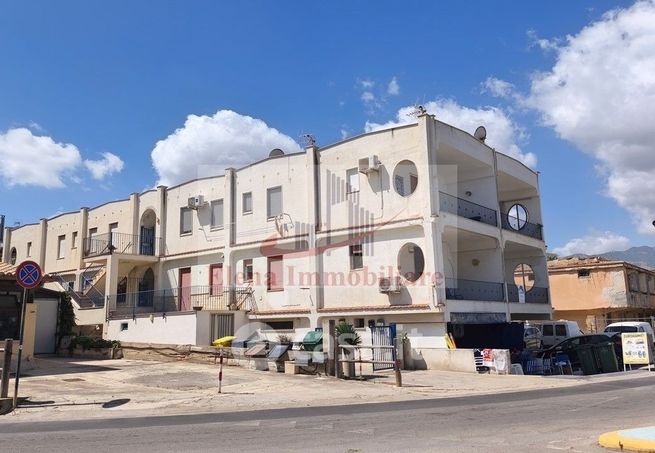 Appartamento in residenziale in Via del Mare