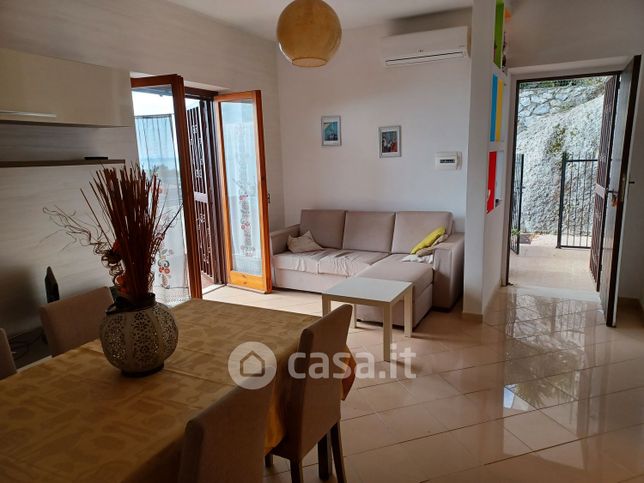 Appartamento in residenziale in Via panoramica