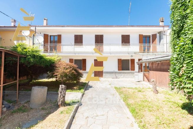 Casa indipendente in residenziale in Via Piero Pasino 1