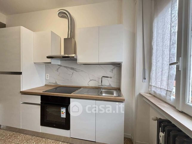 Appartamento in residenziale in Via Riva di Trento 9