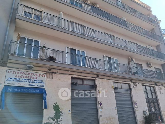 Appartamento in residenziale in Via Policastro 23