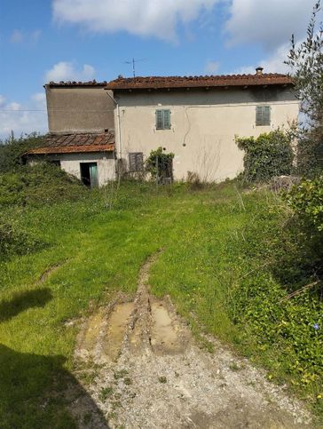 Rustico/casale in residenziale in 