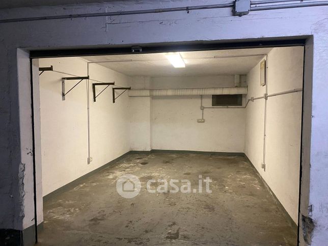 Garage/posto auto in residenziale in Via Marco Giuseppe Compagnoni