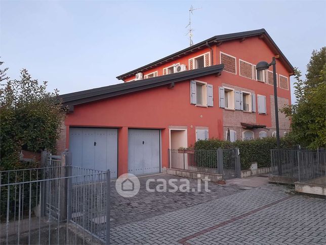 Appartamento in residenziale in Via Canalazzo 25