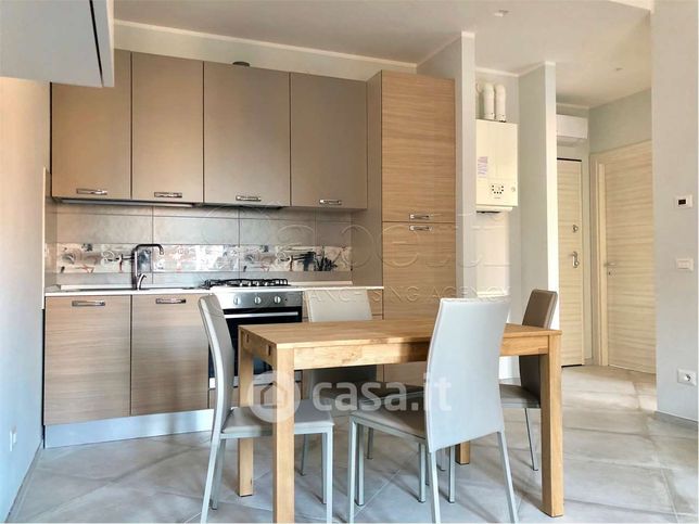 Appartamento in residenziale in Via Francesco del Cossa