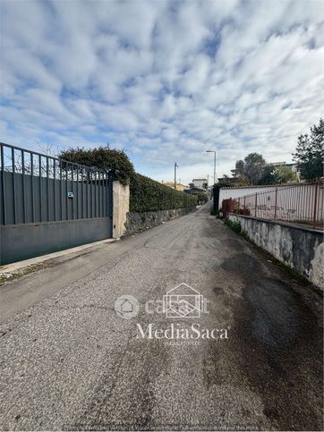 Terreno agricolo in commerciale in Via Cegnacolo 5