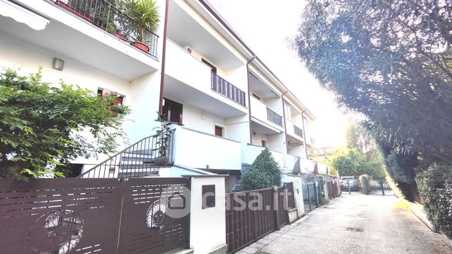 Villetta a schiera in residenziale in Via Madonna Assunta 34