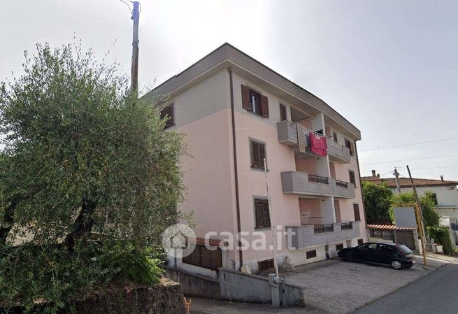 Appartamento in residenziale in Via di Marzalla 4