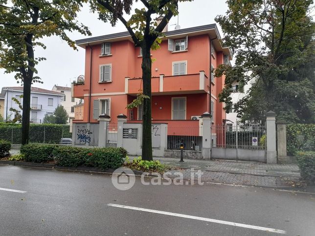 Appartamento in residenziale in Viale Milazzo 23