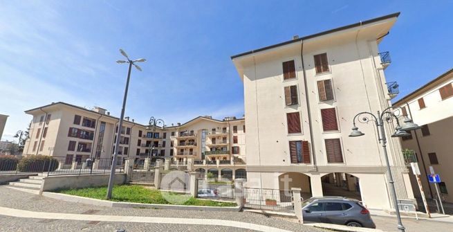 Box/posto auto in residenziale in Via Quintino Sella 73