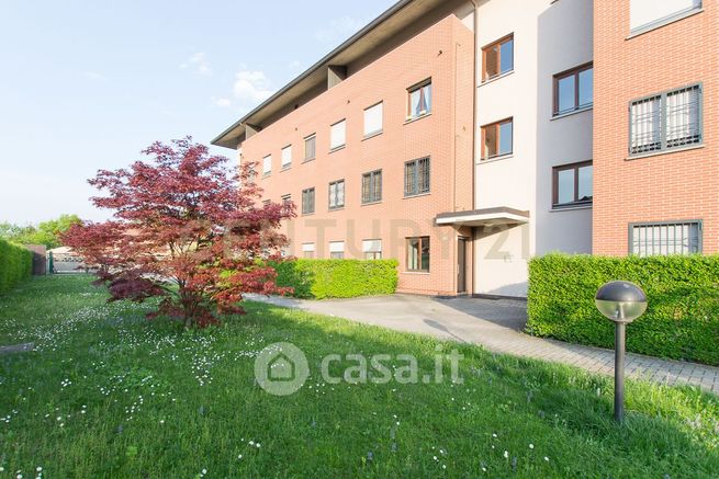 Appartamento in residenziale in Via Adige 19