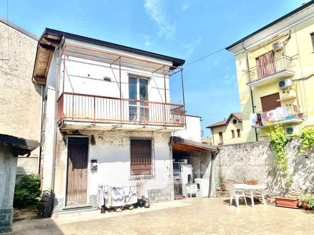 Casa indipendente in residenziale in Corso Giacomo Matteotti