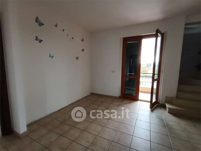 Appartamento in residenziale in Via Camerano