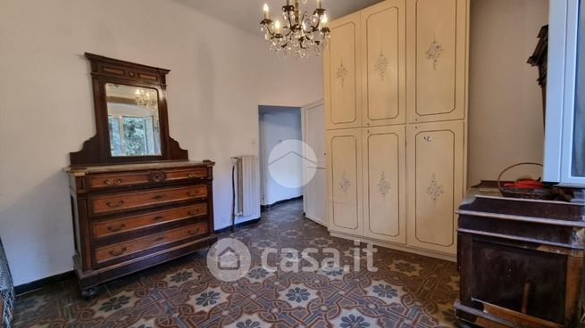 Appartamento in residenziale in Via Finocchiara 4