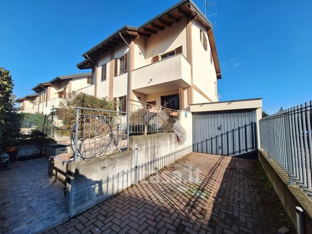 Villetta a schiera in residenziale in Via Generale Cler