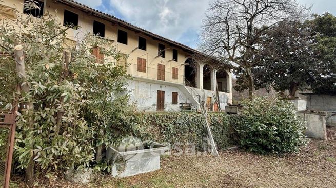 Rustico/casale in residenziale in 
