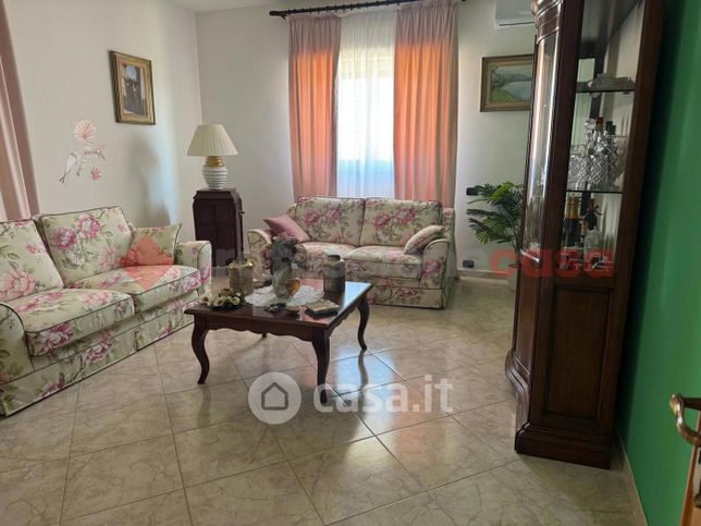 Villa in residenziale in Via Aldo Moro 33