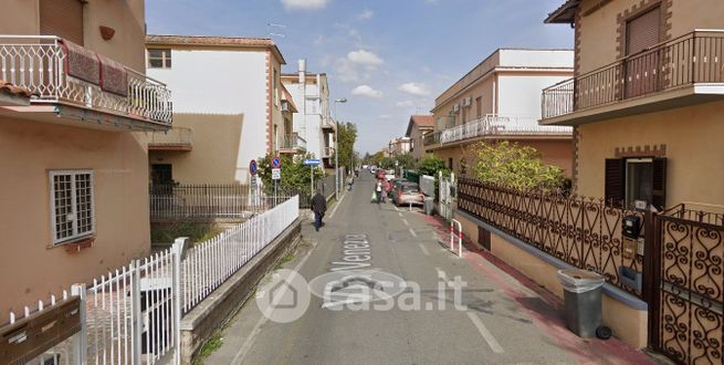 Box/posto auto in residenziale in Via Venezia