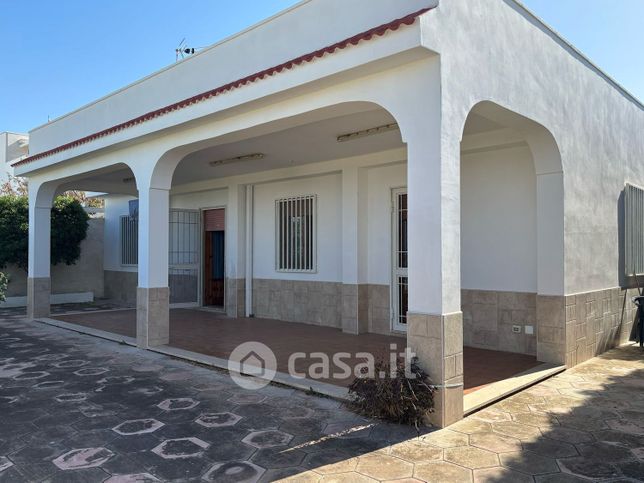 Casa indipendente in residenziale in Via Belvedere 67