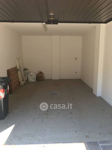 Box/posto auto in residenziale in 