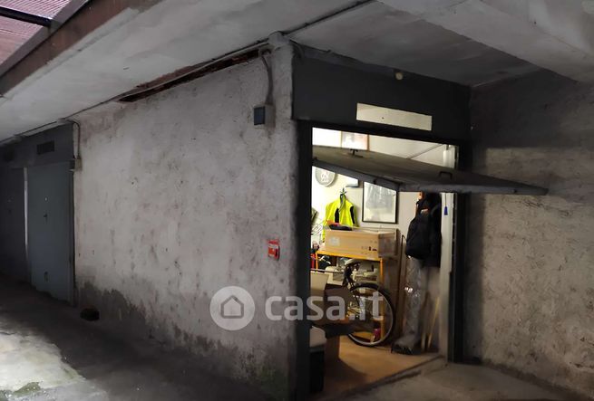 Garage/posto auto in residenziale in Via Carlo Goldoni 23