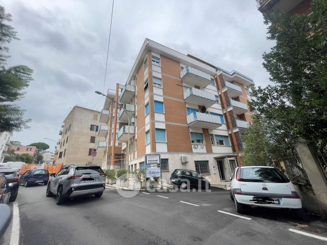 Appartamento in residenziale in Via Antonio del Re 18