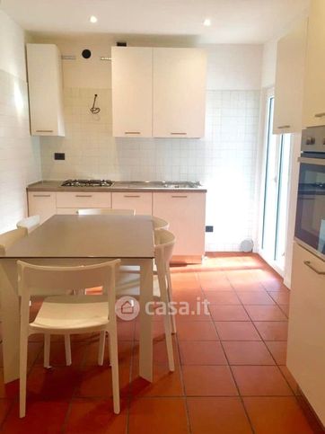 Appartamento in residenziale in Viale Verona 5