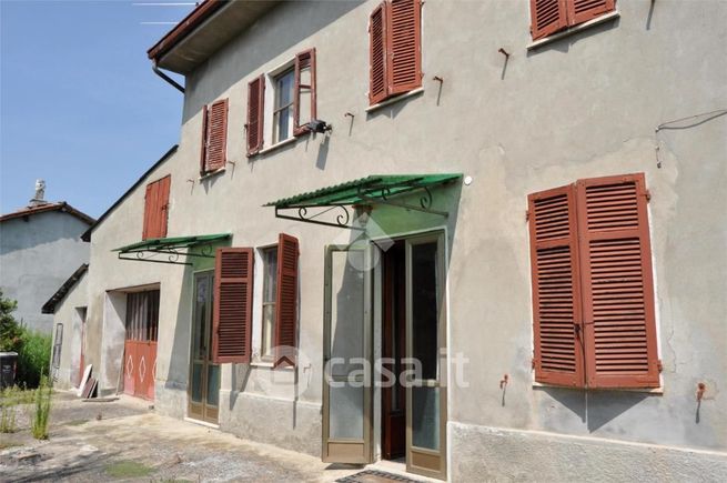 Casa indipendente in residenziale in Via Orti Camprella 14