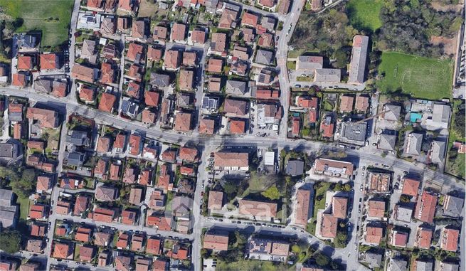Box/posto auto in residenziale in Via Altinia