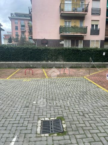 Box/posto auto in residenziale in Via Eraldo Fico