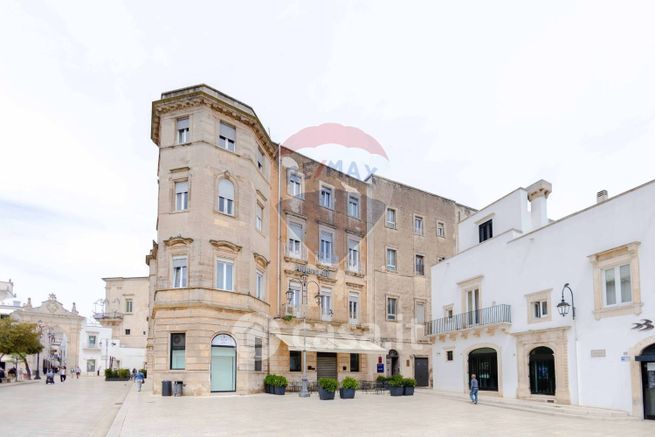 Appartamento in residenziale in Via Santoro 1