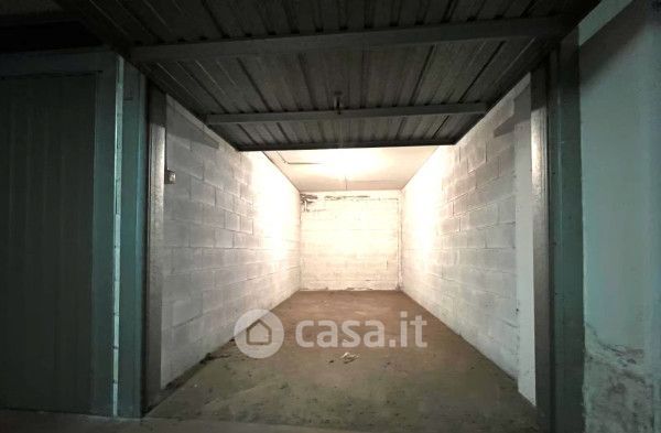 Box/posto auto in residenziale in Via Giuseppe Berto 7