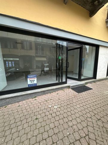 Ufficio in commerciale in Via Umberto I 44