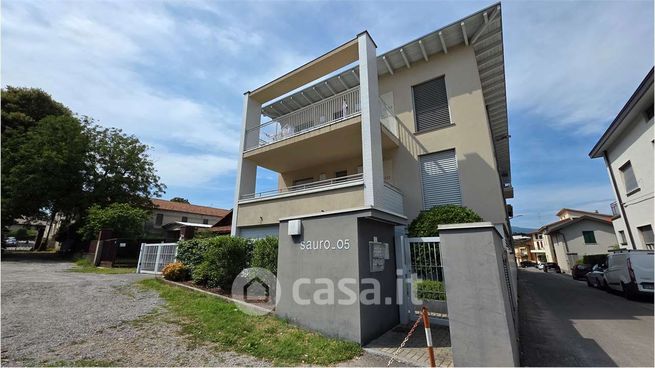 Appartamento in residenziale in Via Nazario Sauro