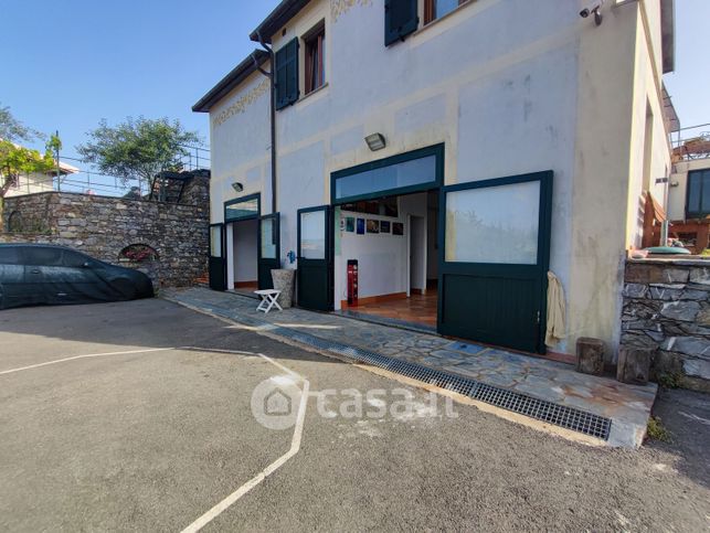 Garage/posto auto in residenziale in Via dei Caduti