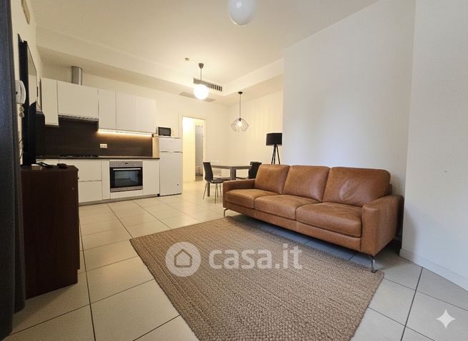 Appartamento in residenziale in Viale Taranto