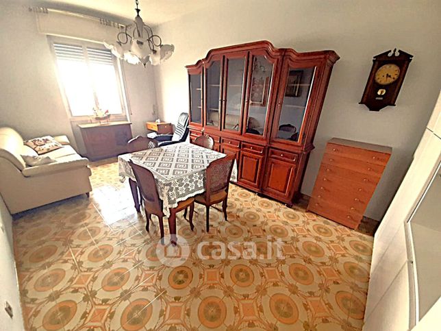 Appartamento in residenziale in Viale Romagna 21