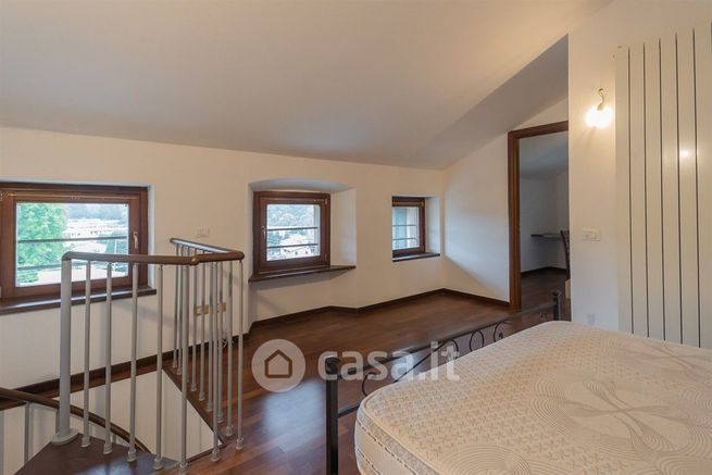 Casa bi/trifamiliare in residenziale in Via Piave