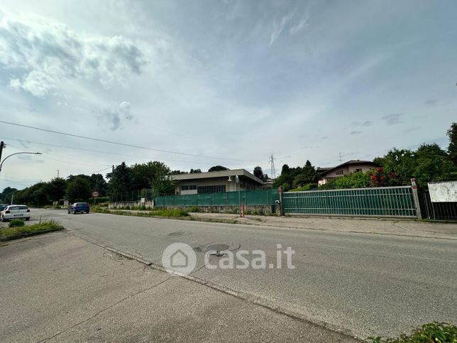 Capannone in commerciale in Via Gorizia 1
